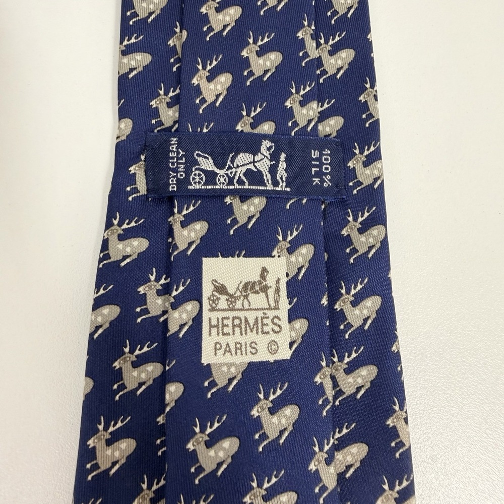 Hermes Mens Tie Reindeer Caribou Heart Navy/Taupe Silk 800 MA 3 3/8" x 56.5" euc